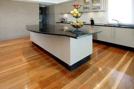 Photo: Australian Spotted Gum flooring installed in a kitchen. Hurford Hardwoods USA. © all rights reserved.